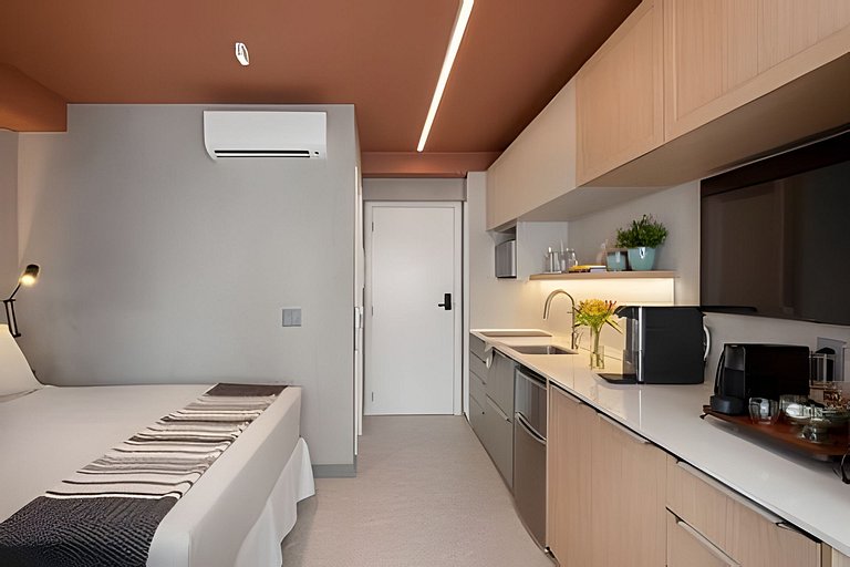 Design e silêncio a 200m da Paulista | LYVVO