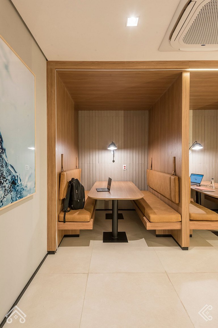 Silêncio, Design e Vaga à 5min do Centro e Cambuí | LYVVO