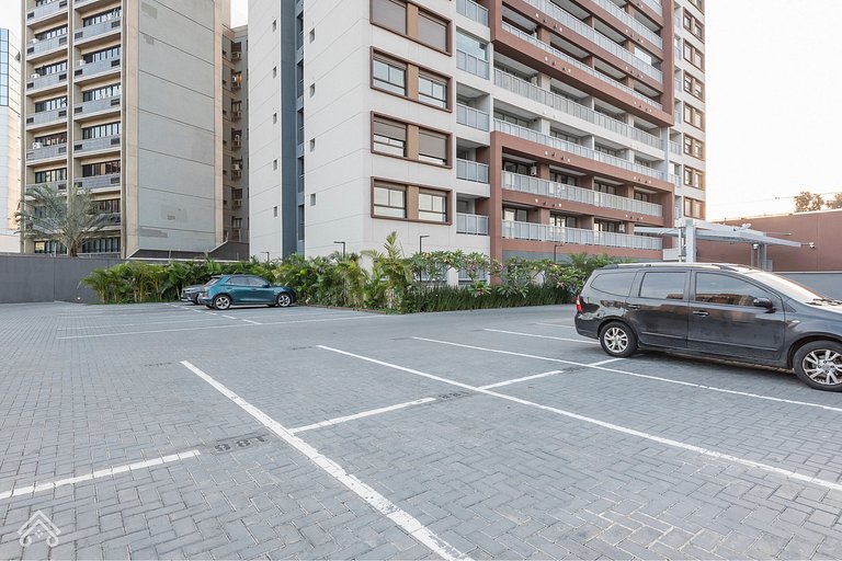 Silêncio, Design e Vaga à 5min do Centro e Cambuí | LYVVO